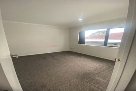 Photo of property in 1 Kendall Court, Wattle Downs, Auckland, 2103
