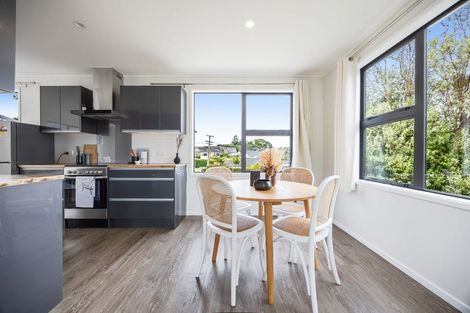 Photo of property in 35 Rock Isle Road, Torbay, Auckland, 0630