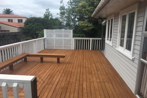 Photo of property in 6 Crompton Road, Massey, Auckland, 0614