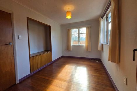 Photo of property in 2 Somme Road, Silverstream, Upper Hutt, 5019
