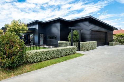 Photo of property in 18c Cambridge Terrace, Taradale, Napier, 4112
