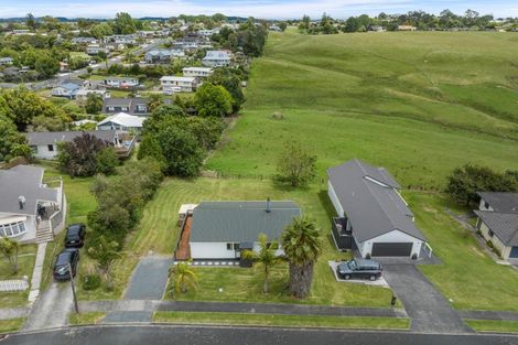 Photo of property in 8 Bellbird Crescent, Dargaville, 0310