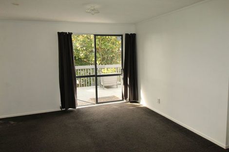 Photo of property in 140e Hepburn Road, Glendene, Auckland, 0602