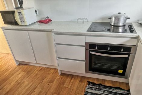 Photo of property in 1/430 Mount Albert Road, Mount Roskill, Auckland, 1041