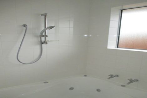 Photo of property in 403 Mairehau Road, Parklands, Christchurch, 8083