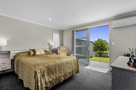 Photo of property in 162 Lakes Boulevard, Pyes Pa, Tauranga, 3112