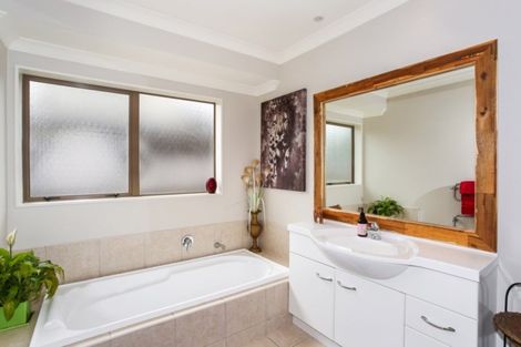 Photo of property in 68 Matarangi Road, East Tamaki, Auckland, 2013