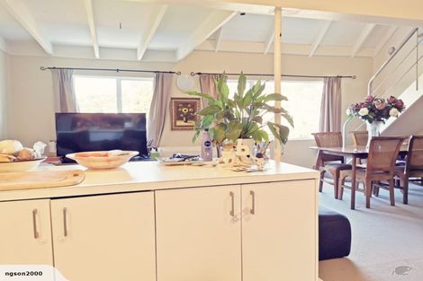 Photo of property in 16 Chartwell Drive, Crofton Downs, Wellington, 6035