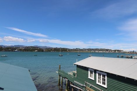 Photo of property in 138 Evans Bay Parade, Roseneath, Wellington, 6021