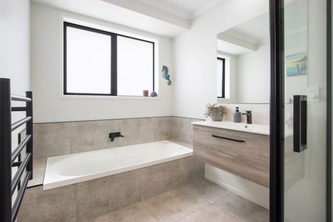 Photo of property in 1 Karamu Place, Waihi, 3682