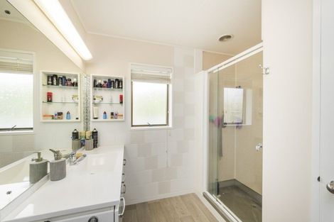 Photo of property in 15 Rangeview Place, Feilding, 4702