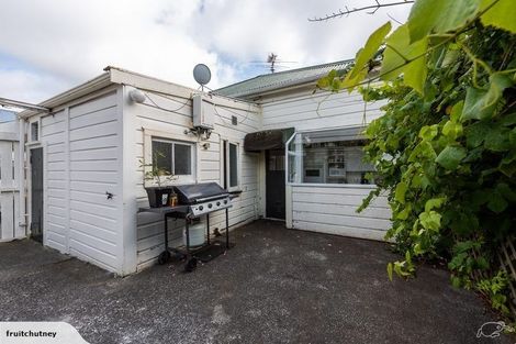 Photo of property in 84 Kilbirnie Crescent, Kilbirnie, Wellington, 6022