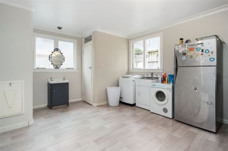 Photo of property in 21 Sixth Avenue, Tauranga, 3110