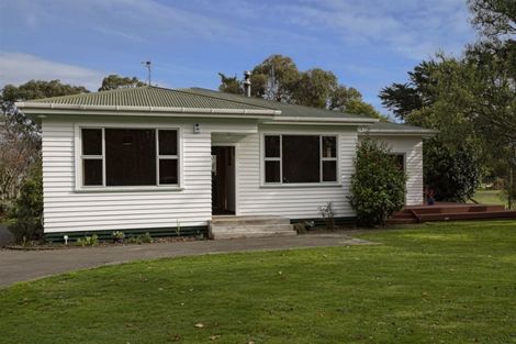Photo of property in 25 Te Arakura Road, Feilding, 4775