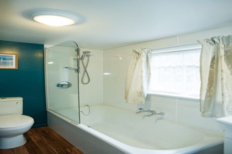 Photo of property in 4 Te Papau Crescent, Diamond Harbour, 8972