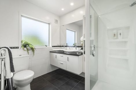 Photo of property in 63 Fitzwilliam Drive, Torbay, Auckland, 0630