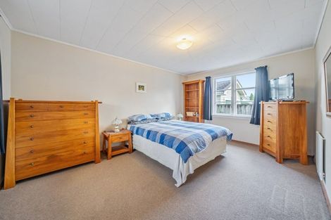 Photo of property in 13 Oxford Crescent, Ebdentown, Upper Hutt, 5018