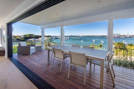 Photo of property in 31a Stanley Point Road, Stanley Point, Auckland, 0624