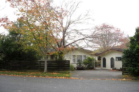 Photo of property in 9 Pohue Grove, Stokes Valley, Lower Hutt, 5019