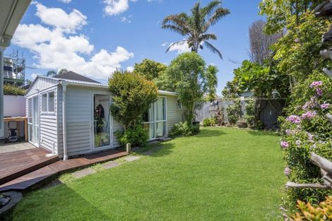 Photo of property in 12 Lemington Road, Westmere, Auckland, 1022