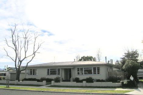 Photo of property in 98 Duchess Crescent, Mayfair, Hastings, 4122