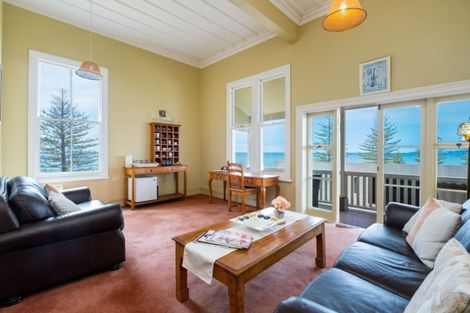 Photo of property in 5 Seaview Terrace, Bluff Hill, Napier, 4110