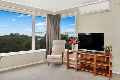 Photo of property in 84 Sutherland Road, Brookfield, Tauranga, 3110