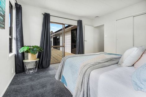 Photo of property in 8 Tieke Place, Tokoroa, 3420