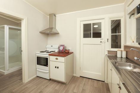 Photo of property in 16 Pukeko Street, Frankton, Hamilton, 3204