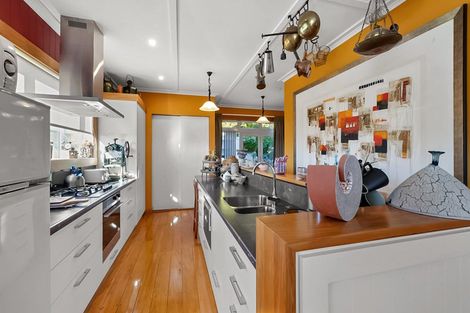 Photo of property in 41 Cameron Street, New Plymouth, 4310