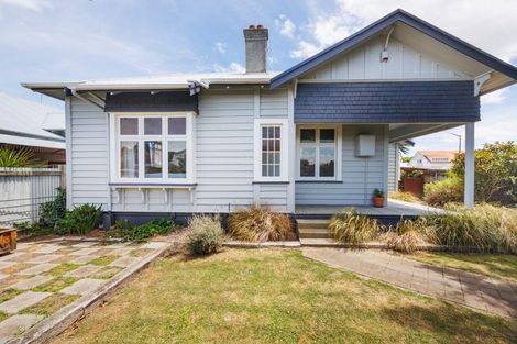 Photo of property in 110 Featherston Street, Takaro, Palmerston North, 4412
