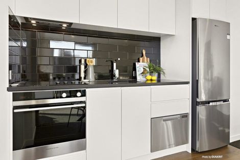 Photo of property in Alpha Apartments, 703/4 Elizabeth Street, Mount Victoria, Wellington, 6011