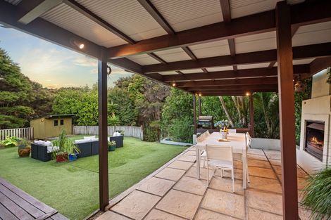 Photo of property in 38 Ravenstone Place, Chatswood, Auckland, 0626