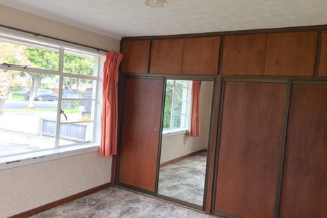 Photo of property in 71 Cutts Road, Russley, Christchurch, 8042