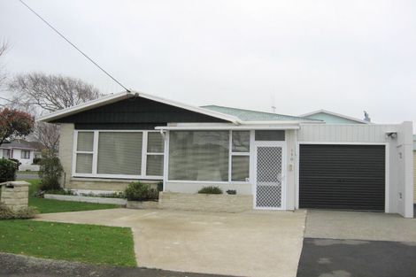 Photo of property in 590 Queen Street East, Levin, 5510