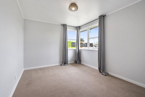 Photo of property in 3 Clifton Street, Bulls, 4818