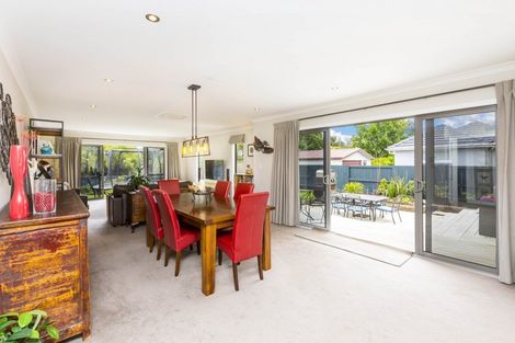 Photo of property in 21 Pempsey Street, Silverstream, Upper Hutt, 5019