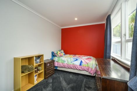 Photo of property in 5 Tilbury Avenue, Hokowhitu, Palmerston North, 4410