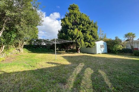 Photo of property in 8 Sherwood Avenue, Te Atatu South, Auckland, 0610