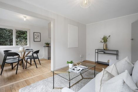 Photo of property in 1/12 Craigbank Avenue, New Lynn, Auckland, 0600