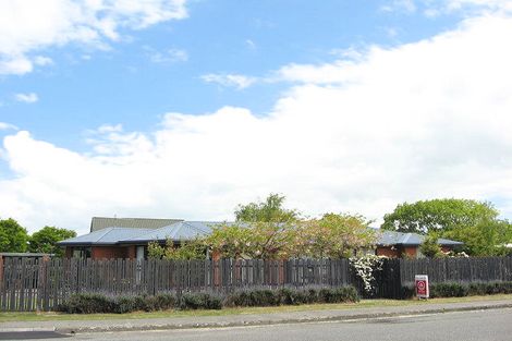 Photo of property in 135 Blackett Street, Rangiora, 7400
