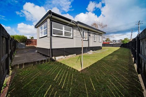 Photo of property in 1/1 Margaret Street, Papakura, 2110