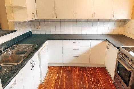 Photo of property in 10b Imogene Way, Half Moon Bay, Auckland, 2012