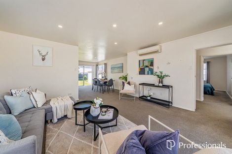 Photo of property in 38 Routley Crescent, Elderslea, Upper Hutt, 5018