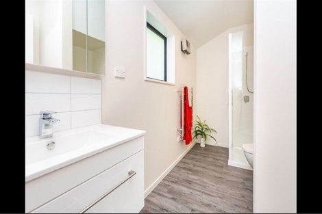 Photo of property in 80h Shakespeare Road, Waltham, Christchurch, 8023