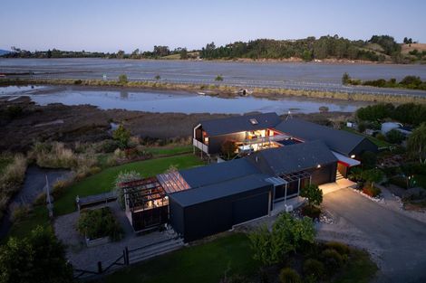 Photo of property in 10 Johnstone Loop, Tasman, Upper Moutere, 7175