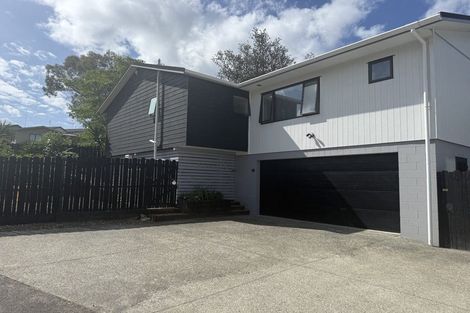 Photo of property in 9a Shadon Place, Stanmore Bay, Whangaparaoa, 0932