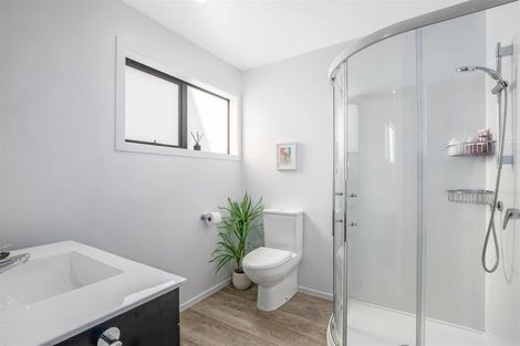 Photo of property in 122 Navigation Drive, Whitby, Porirua, 5024