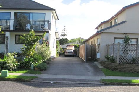 Photo of property in 2/15 Hostel Access Road, Eastern Beach, Auckland, 2012