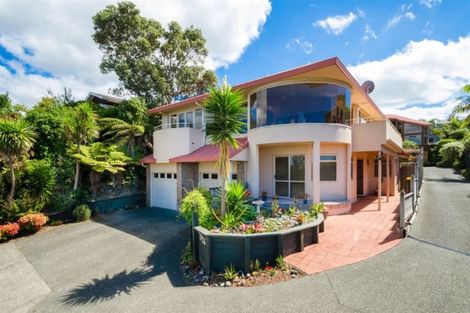 Photo of property in 2/26 Orchard Road, Waiake, Auckland, 0630